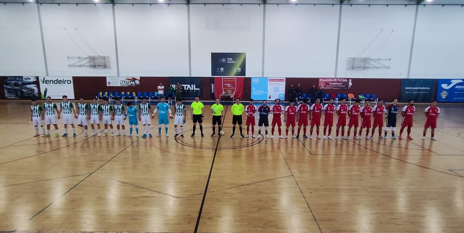 ARSENAL PERDEU EM CASA COM BARBARENSE