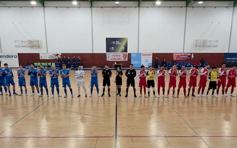 ARSENAL TERMINA EM 1º LUGAR